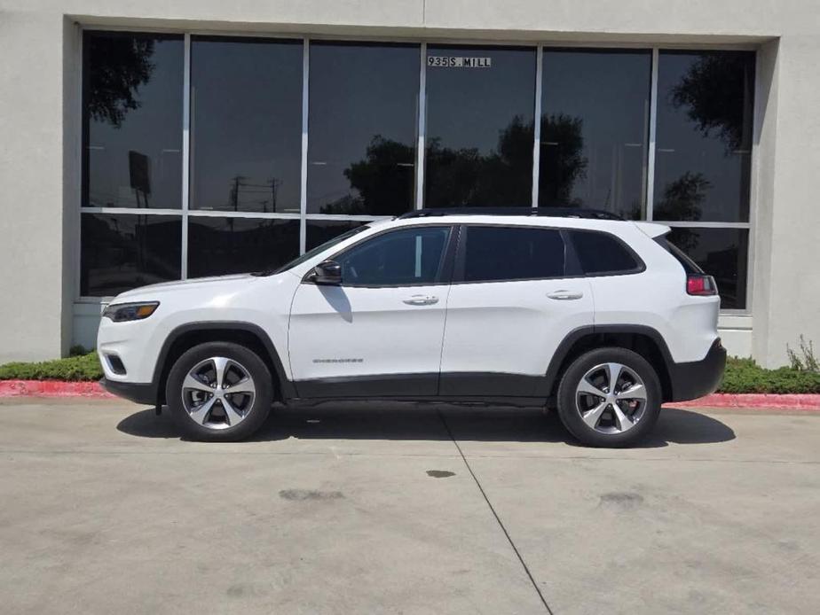 used 2022 Jeep Cherokee car, priced at $28,991