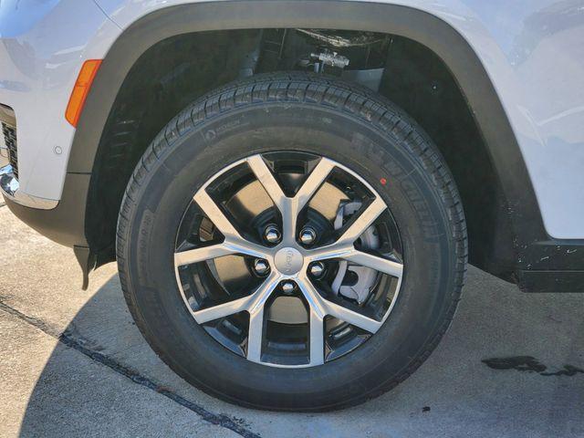 new 2025 Jeep Grand Cherokee L car, priced at $51,198