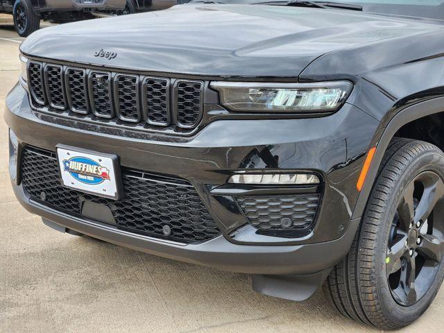 new 2025 Jeep Grand Cherokee car, priced at $51,405