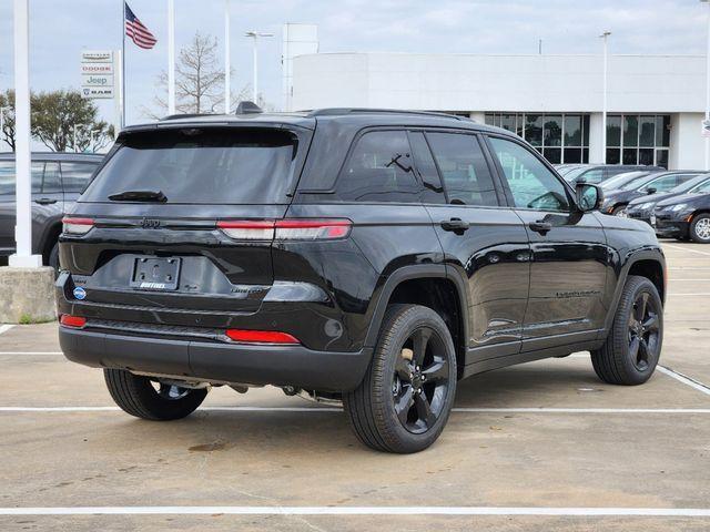 new 2025 Jeep Grand Cherokee car, priced at $51,405