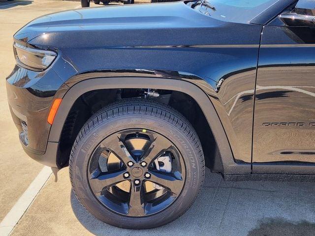 new 2025 Jeep Grand Cherokee L car, priced at $48,000