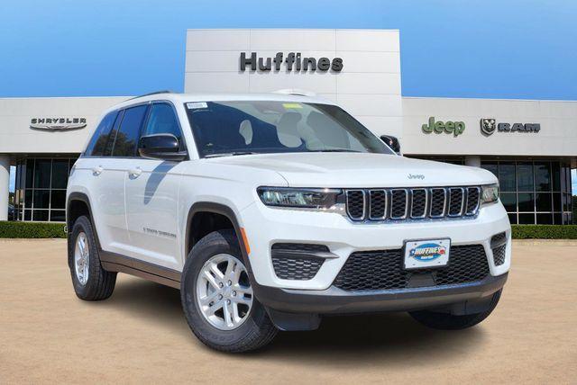 new 2024 Jeep Grand Cherokee car, priced at $32,999