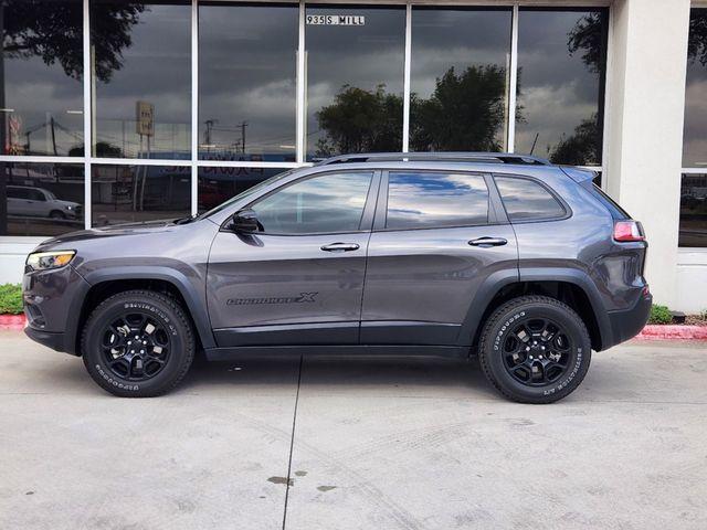 used 2022 Jeep Cherokee car, priced at $25,318