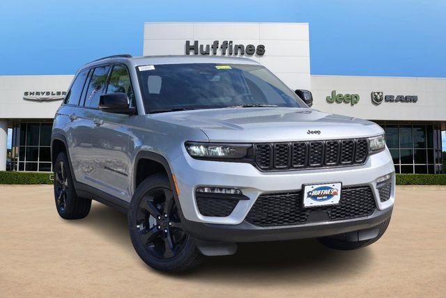 new 2024 Jeep Grand Cherokee car, priced at $42,017