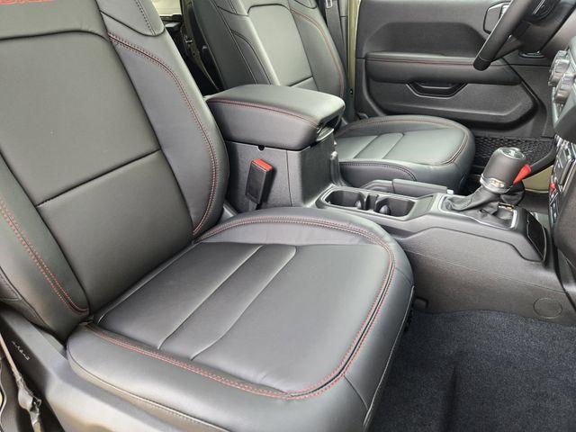 new 2025 Jeep Wrangler car, priced at $66,147