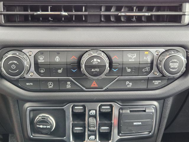 new 2025 Jeep Wrangler car, priced at $66,147