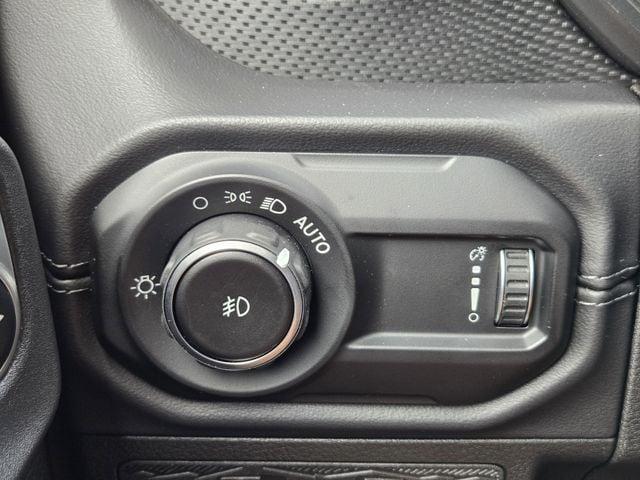 new 2025 Jeep Wrangler car, priced at $66,147