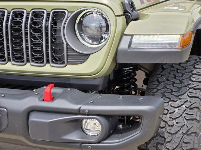 new 2025 Jeep Wrangler car, priced at $66,147