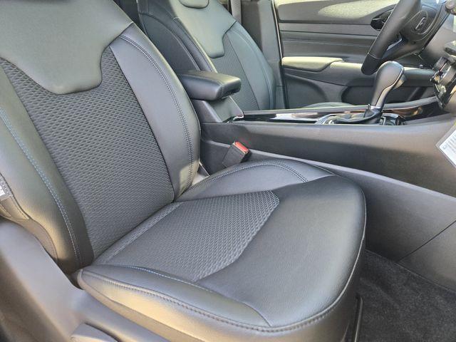 new 2025 Jeep Compass car, priced at $27,649