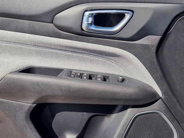 new 2025 Jeep Compass car, priced at $26,016