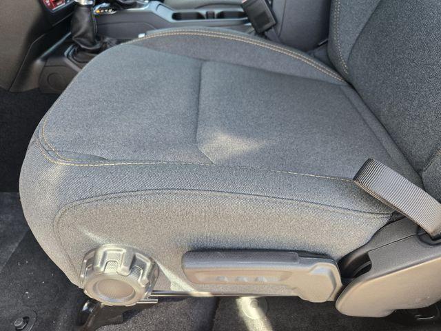 new 2025 Jeep Wrangler car, priced at $47,467