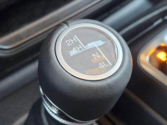 new 2025 Jeep Gladiator car, priced at $46,590