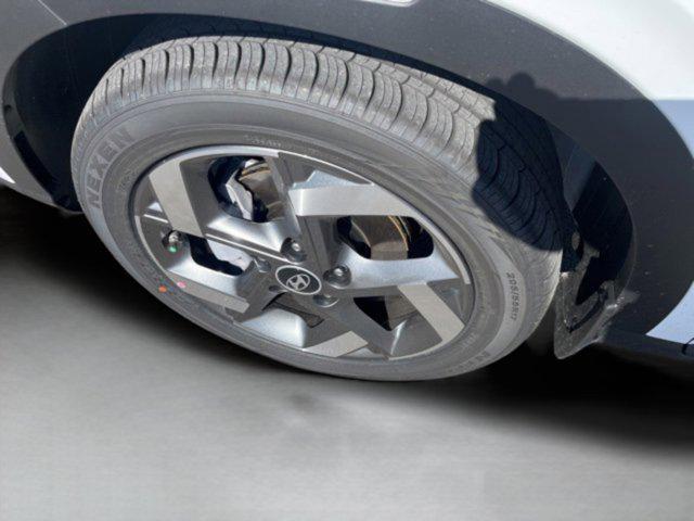 new 2025 Hyundai Venue car, priced at $24,614
