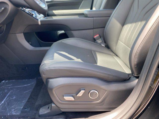 new 2025 Hyundai Santa Fe car, priced at $40,446