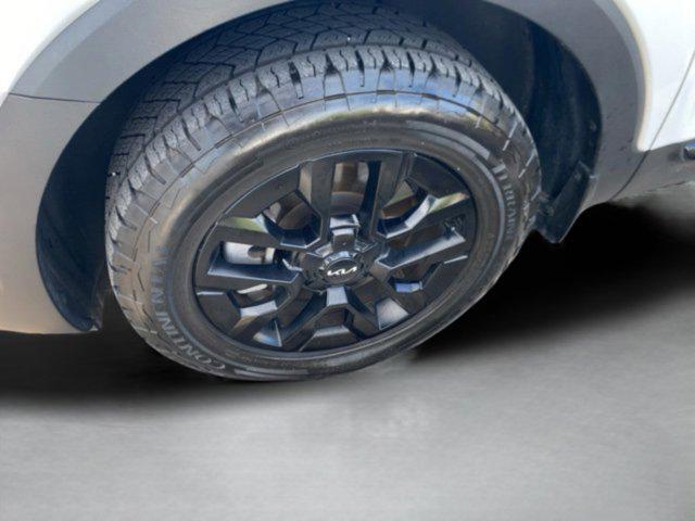 used 2024 Kia Telluride car, priced at $43,702