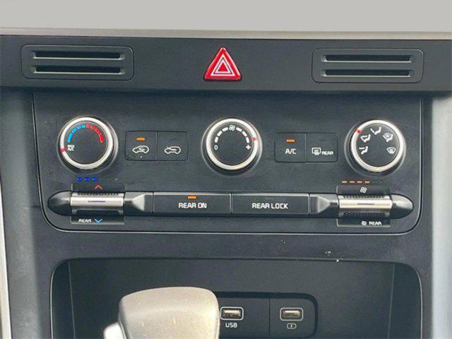 used 2024 Kia Carnival car, priced at $31,197