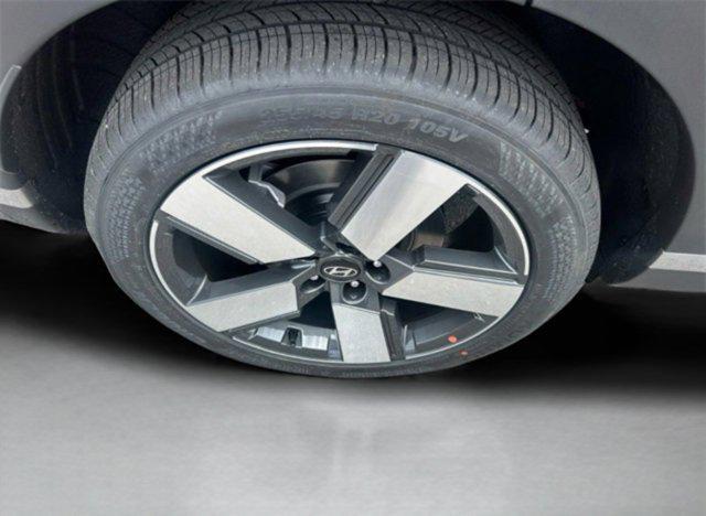 used 2024 Hyundai Santa Fe car, priced at $36,637