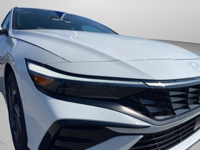 new 2025 Hyundai ELANTRA HEV car, priced at $32,200