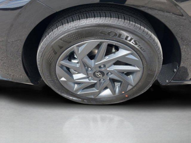 new 2025 Hyundai ELANTRA HEV car, priced at $26,333