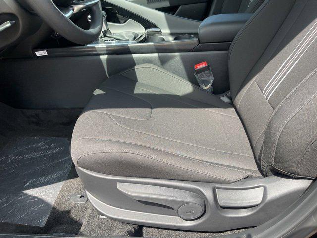 new 2025 Hyundai ELANTRA HEV car, priced at $26,333