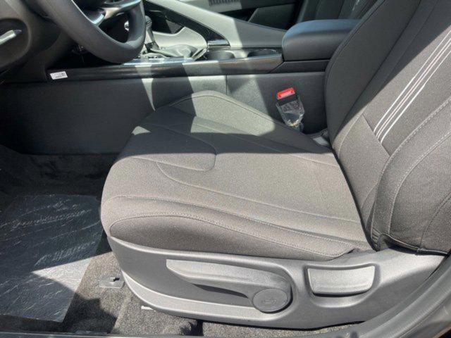 new 2025 Hyundai ELANTRA HEV car, priced at $26,333