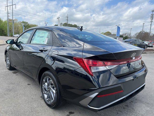 new 2025 Hyundai ELANTRA HEV car, priced at $26,333