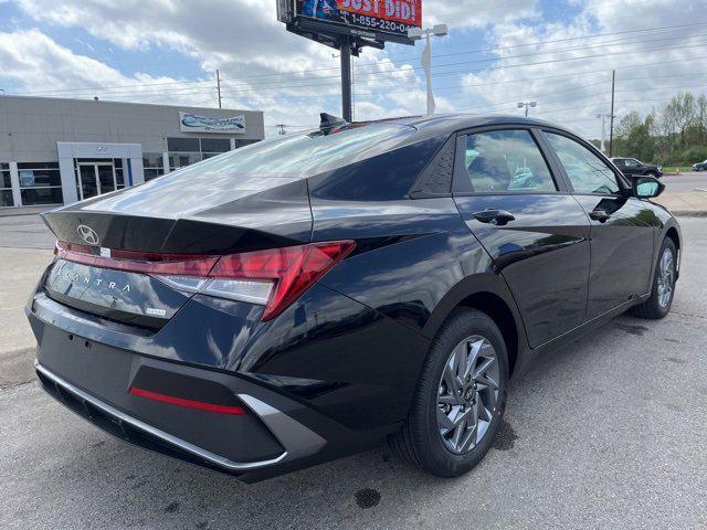 new 2025 Hyundai ELANTRA HEV car, priced at $26,333
