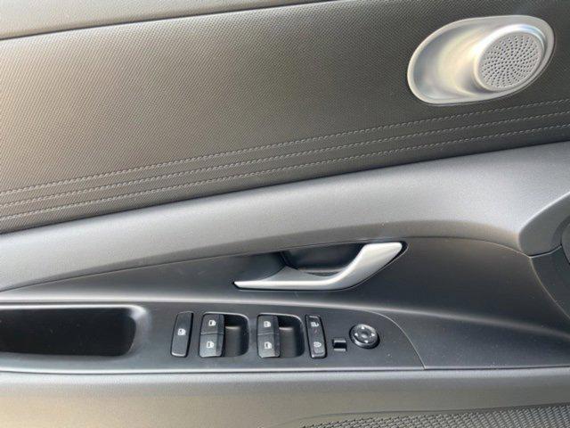 new 2025 Hyundai ELANTRA HEV car, priced at $26,333