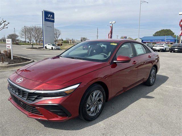 used 2024 Hyundai Elantra car, priced at $21,534