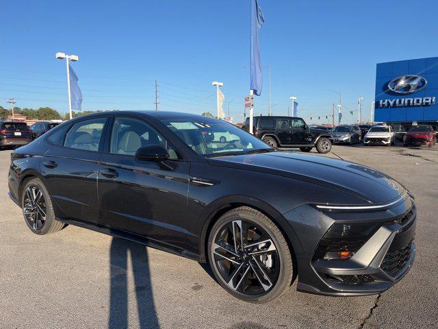 new 2025 Hyundai Sonata car, priced at $35,905