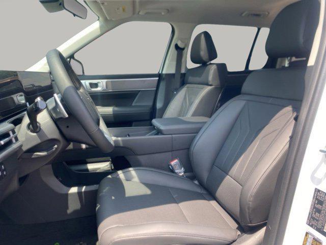 new 2025 Hyundai Santa Fe car, priced at $40,982