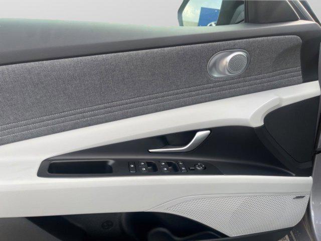new 2025 Hyundai Elantra car, priced at $27,218