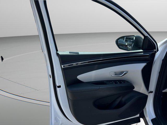 new 2024 Hyundai TUCSON Hybrid car, priced at $34,034