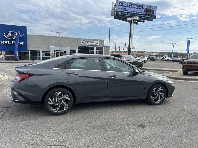 new 2025 Hyundai Elantra car, priced at $26,239