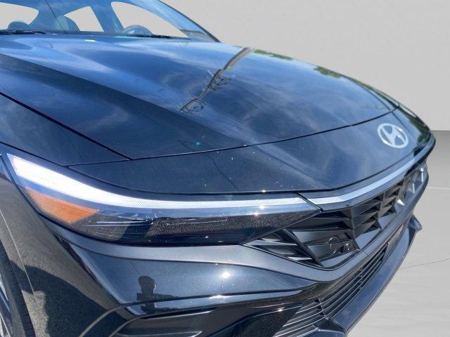 new 2025 Hyundai Elantra car, priced at $30,682