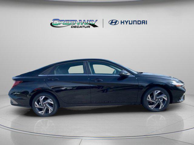 new 2025 Hyundai Elantra car, priced at $30,682