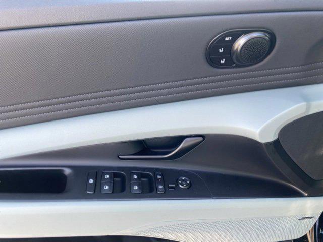 new 2025 Hyundai Elantra car, priced at $30,682