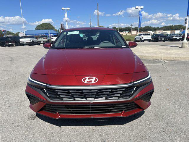 new 2025 Hyundai Elantra car, priced at $23,358