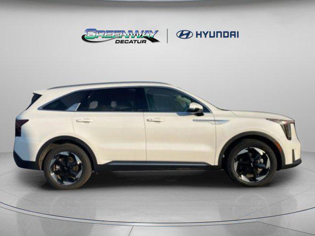 used 2025 Kia Sorento Hybrid car, priced at $33,995