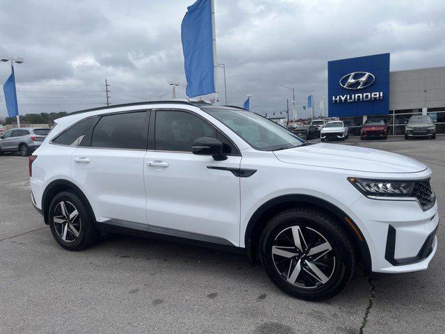 used 2022 Kia Sorento car, priced at $25,817