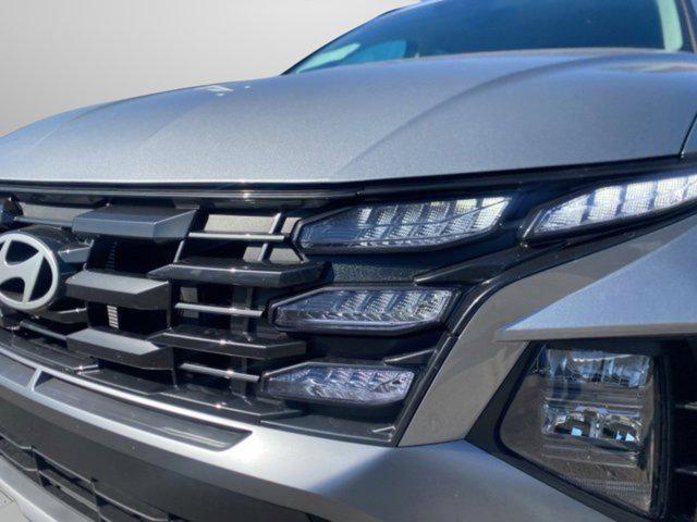 new 2025 Hyundai TUCSON Hybrid car, priced at $35,780