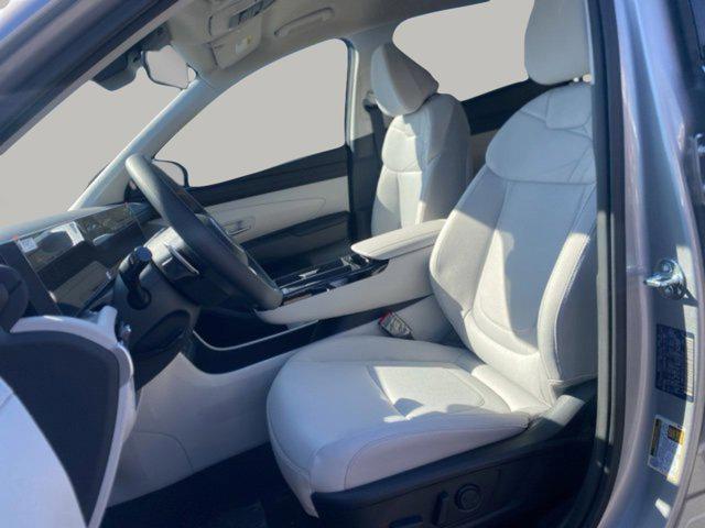 new 2025 Hyundai TUCSON Hybrid car, priced at $35,780