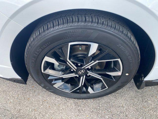 new 2025 Hyundai Sonata car, priced at $28,885