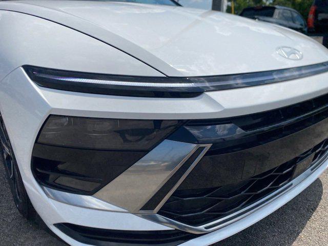 new 2025 Hyundai Sonata car, priced at $28,885