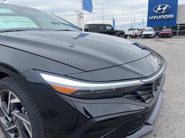 new 2025 Hyundai Elantra car, priced at $23,160