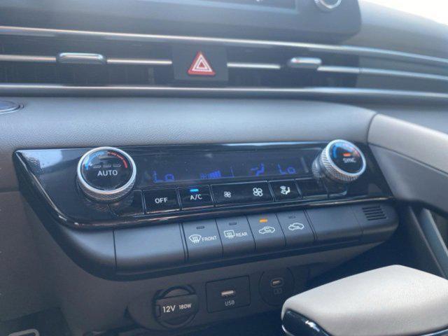 new 2025 Hyundai Elantra car, priced at $25,165