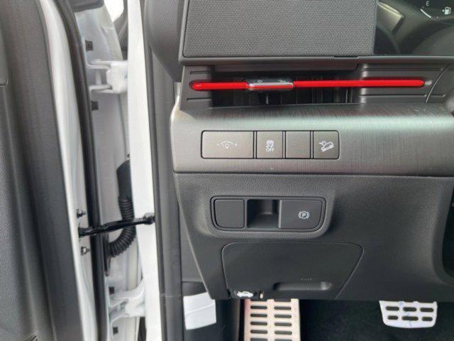 new 2025 Hyundai Kona car, priced at $30,678