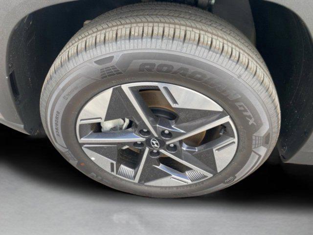 new 2025 Hyundai TUCSON Hybrid car, priced at $38,715