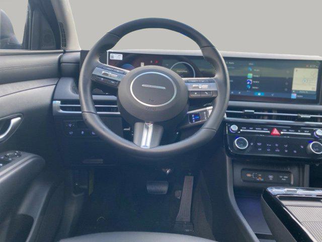 new 2025 Hyundai TUCSON Hybrid car, priced at $38,715
