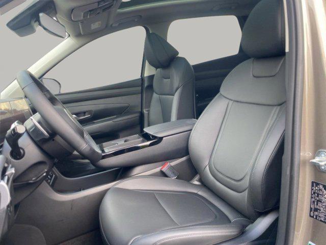 new 2025 Hyundai TUCSON Hybrid car, priced at $38,715
